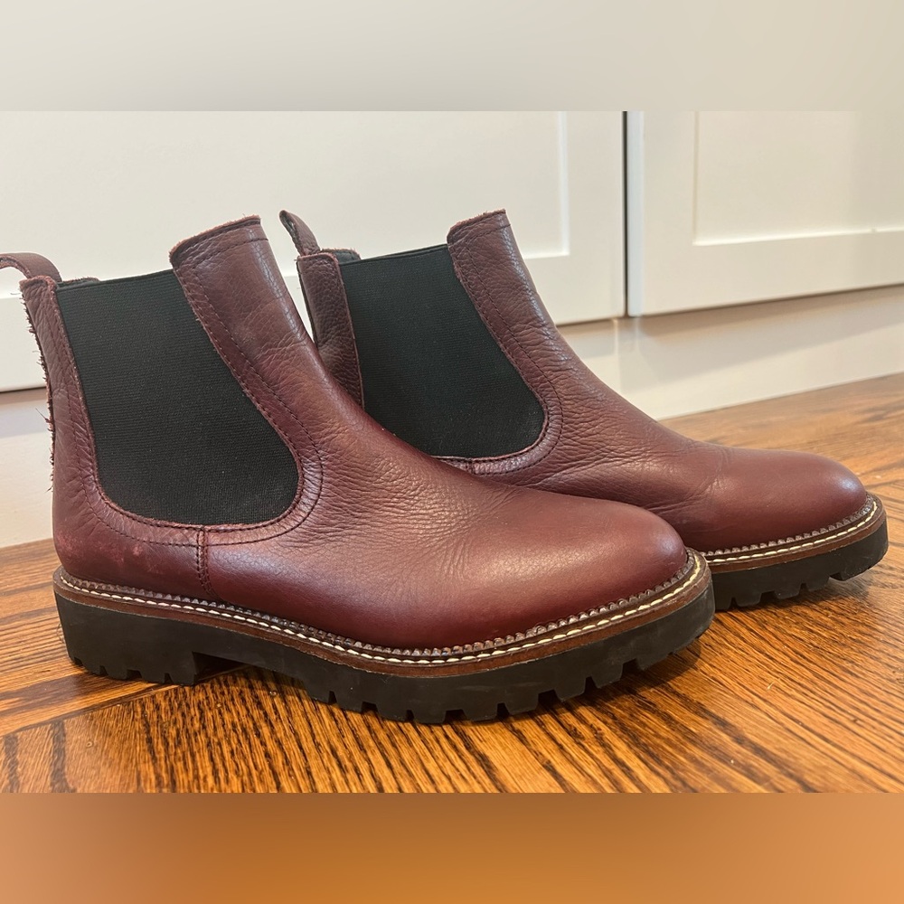 Caslon water resistant Chelsea boots